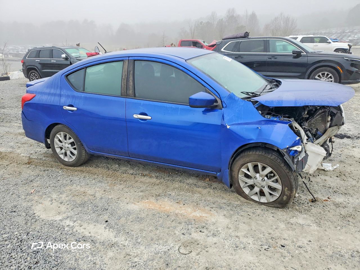 Nissan Versa 2017