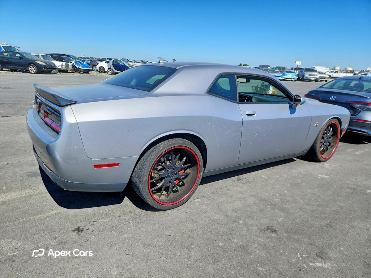 Dodge Challenger 2015