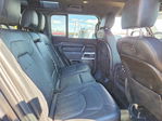 Land Rover Defender 2022
