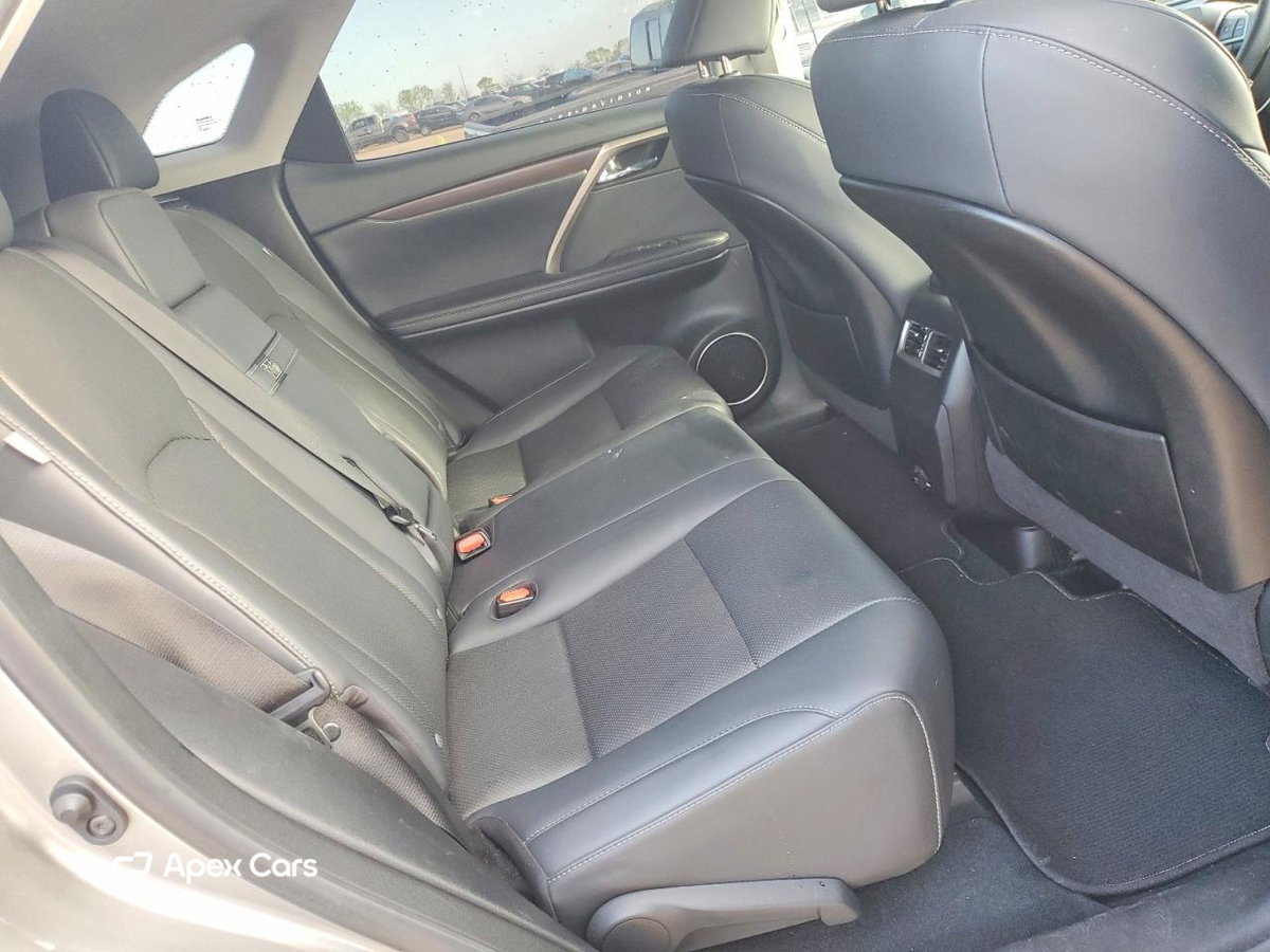 Lexus RX 2021