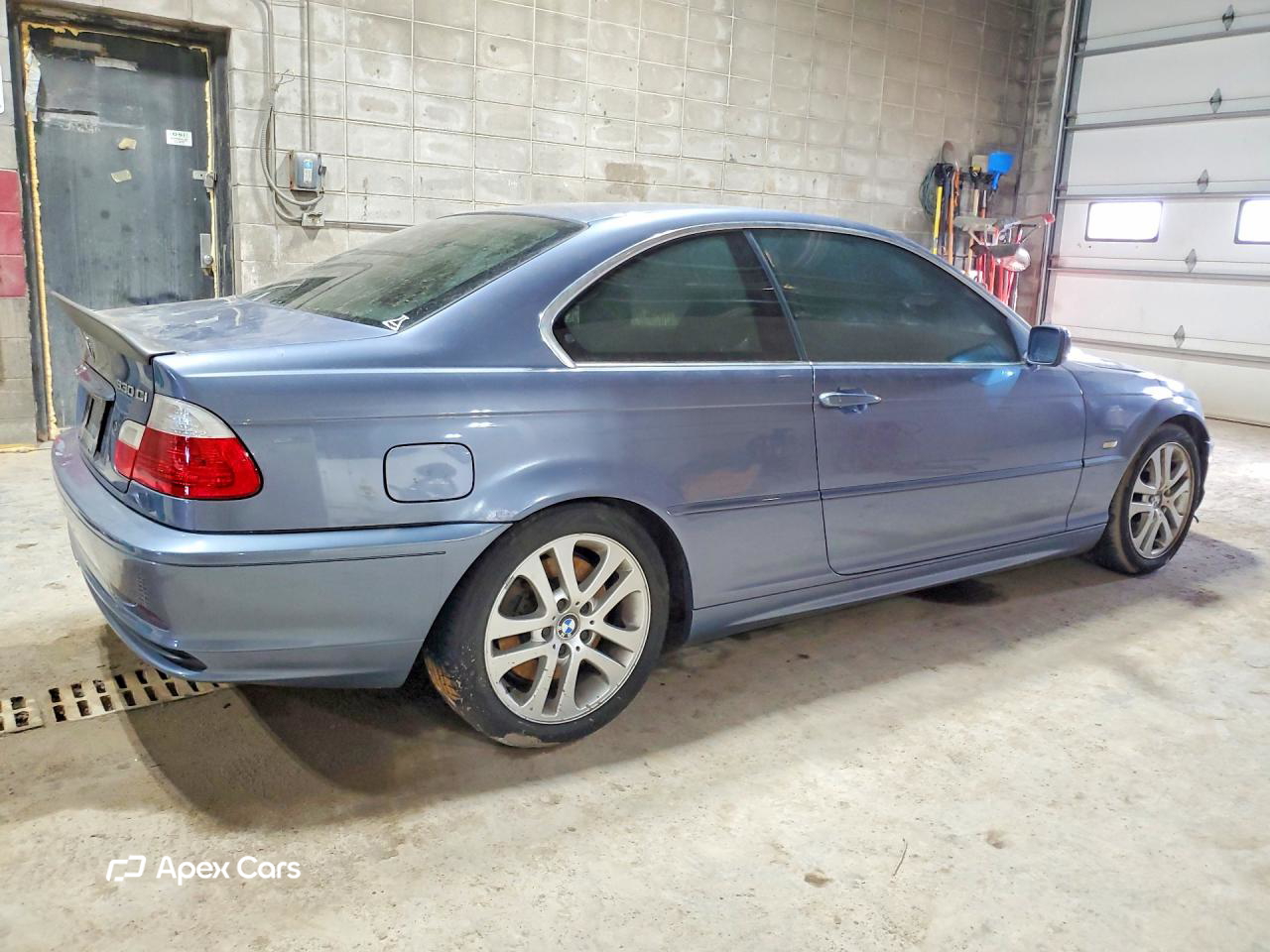 BMW Series 3 2003