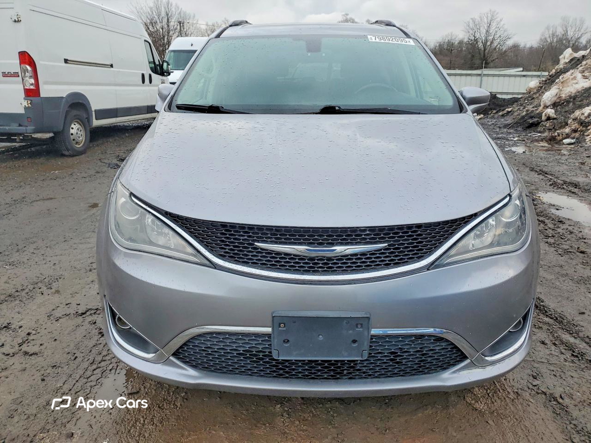 Chrysler Pacifica 2017