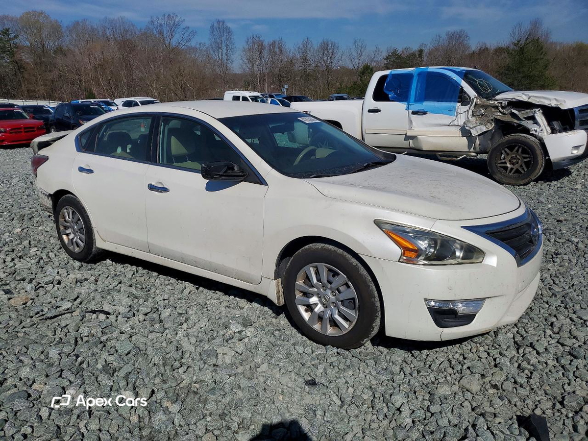 Nissan Altima 2015