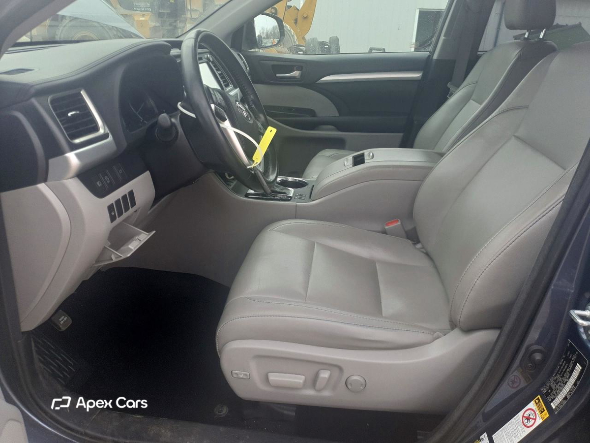 Toyota Highlander 2018