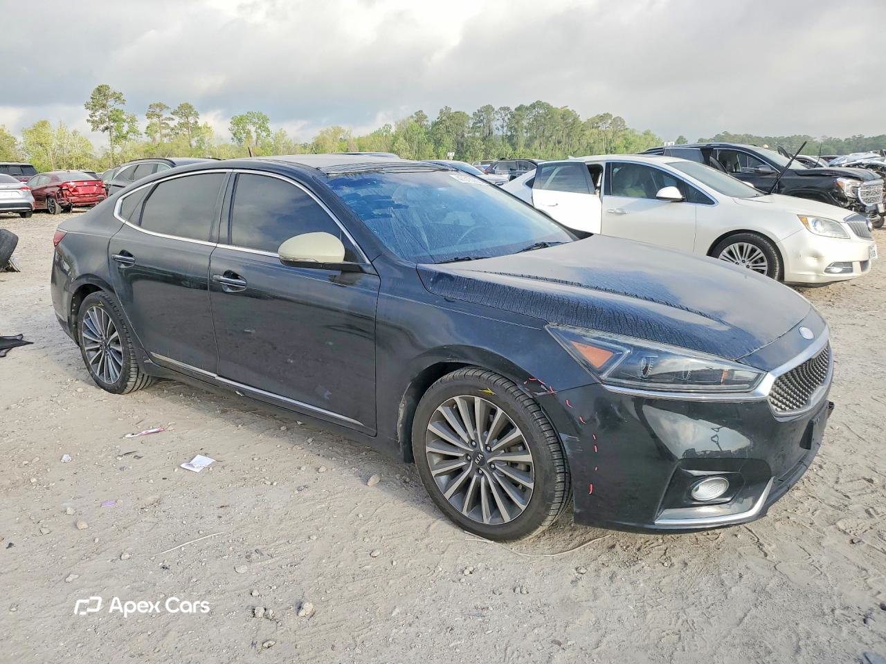 Kia Cadenza 2017