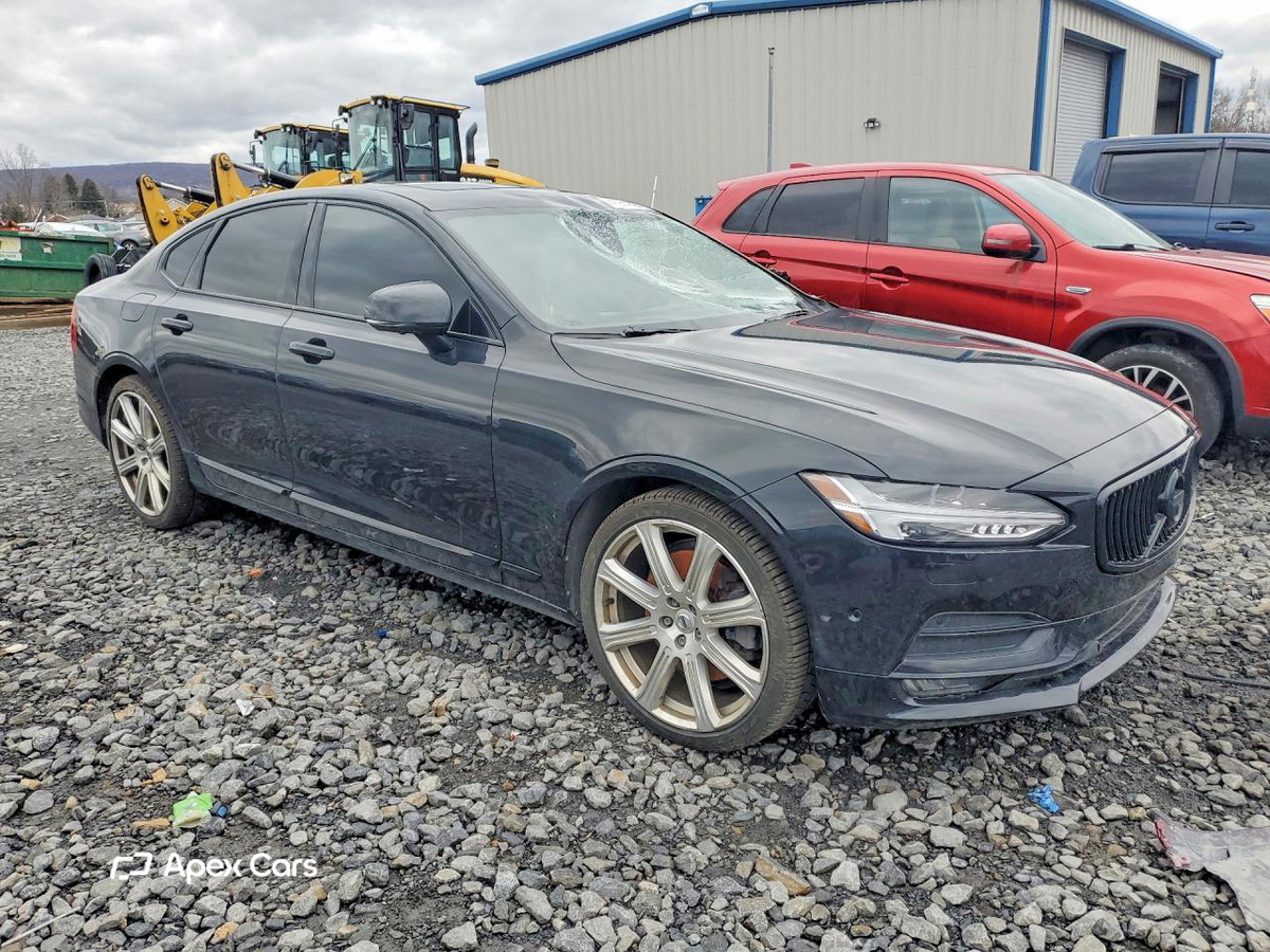 Volvo S90 2017