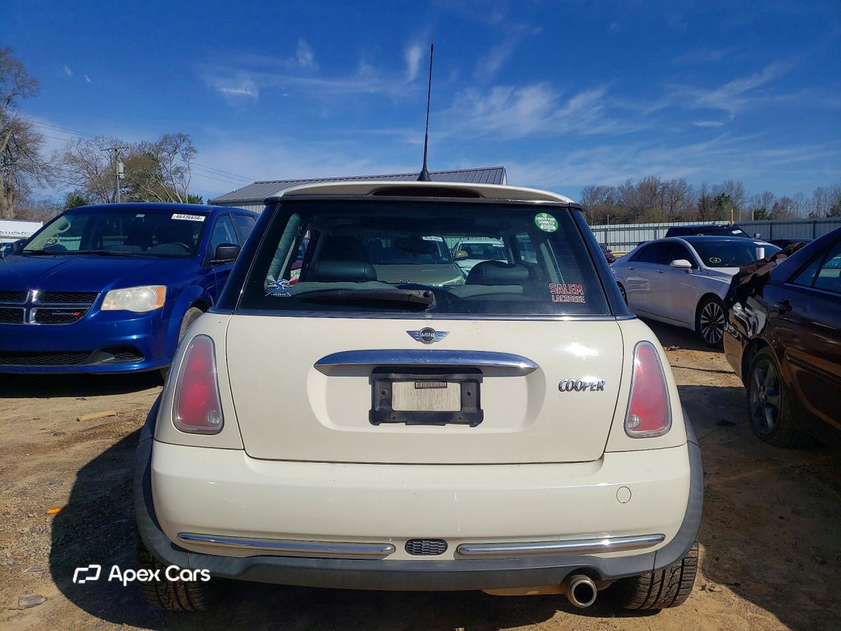MINI Cooper 2005