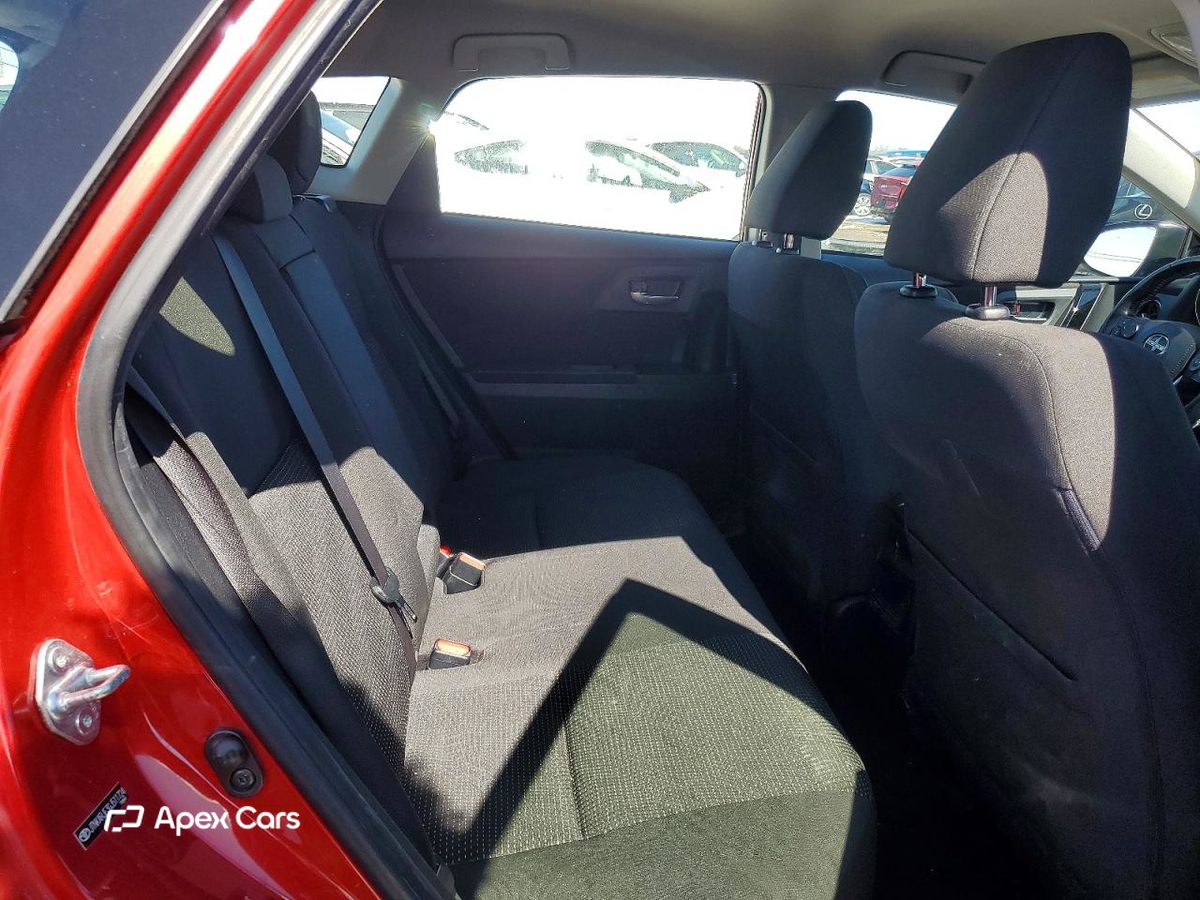 Scion iM 2016