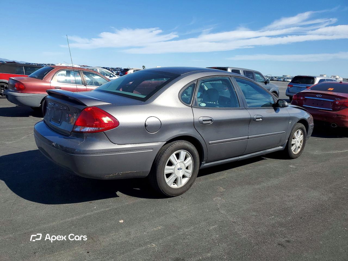 Ford Taurus 2005