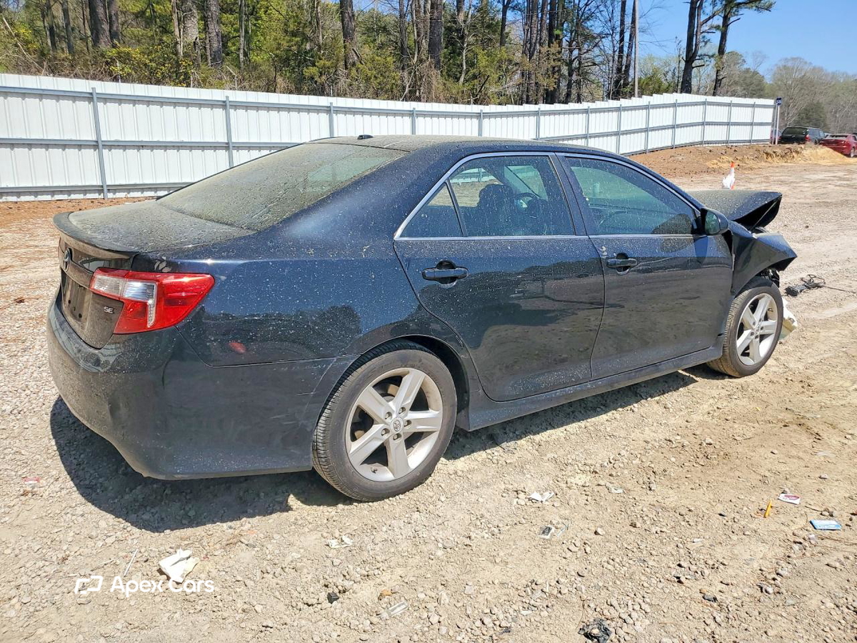 Toyota Camry 2012