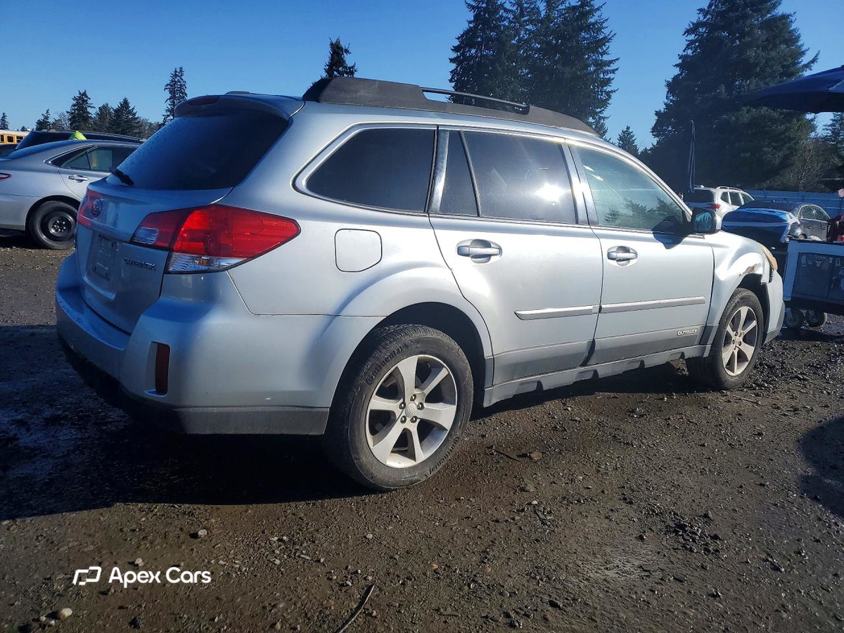Subaru Outback 2013