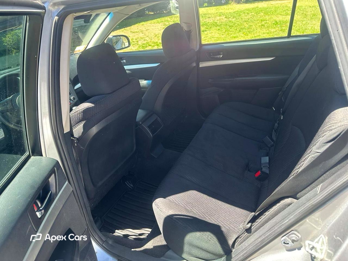 Subaru Outback 2011