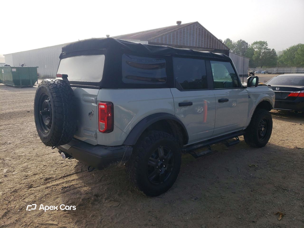Ford Bronco 2021