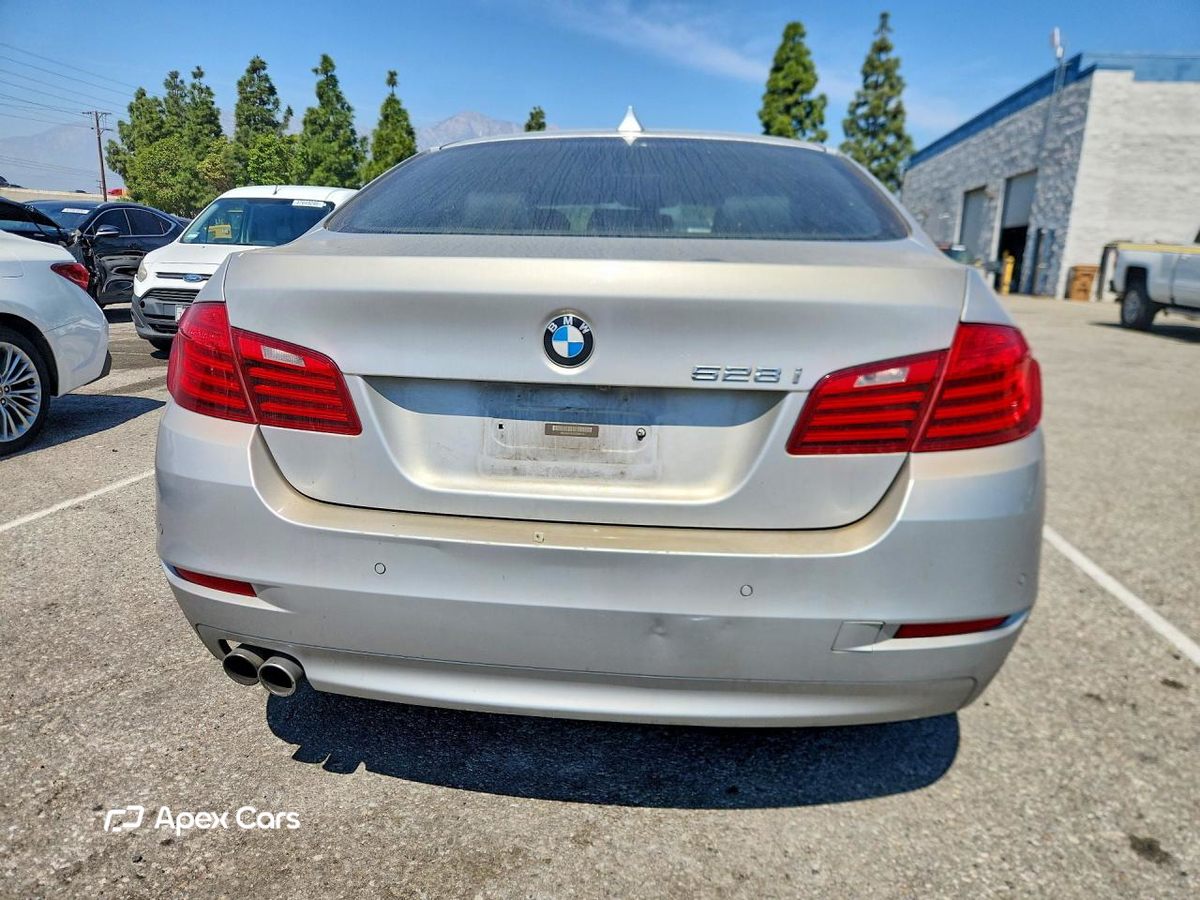 BMW Series 5 2016