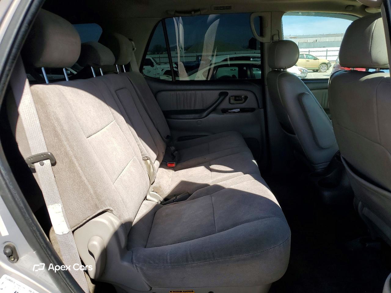 Toyota Sequoia 2001
