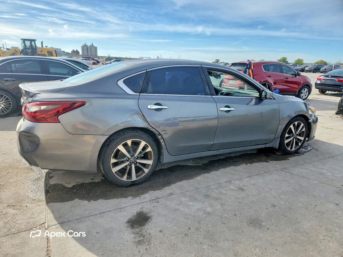 Nissan Altima 2017