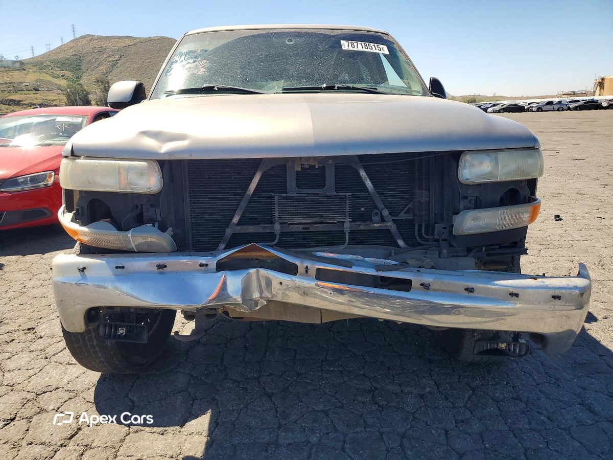 Chevrolet Suburban 2000