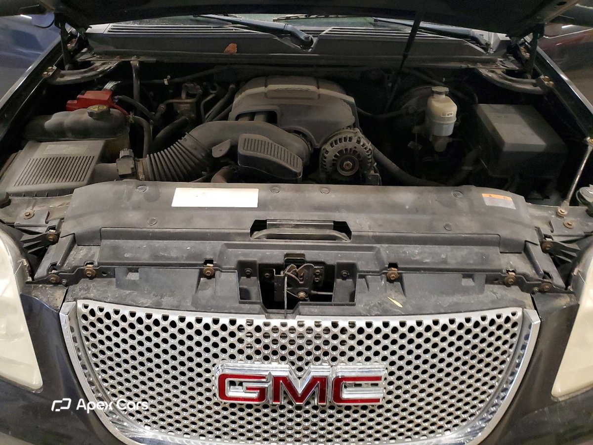 GMC Yukon 2011