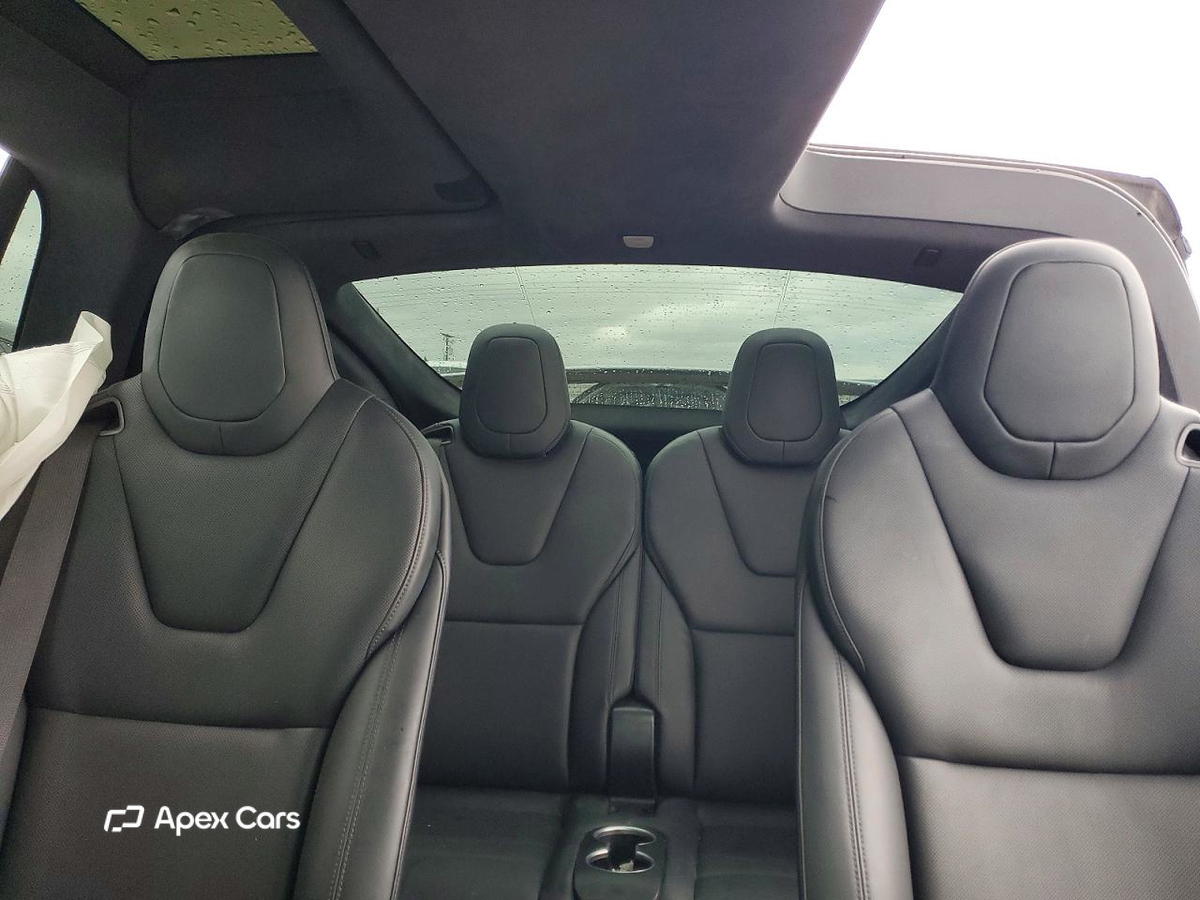 Tesla Model X 2023