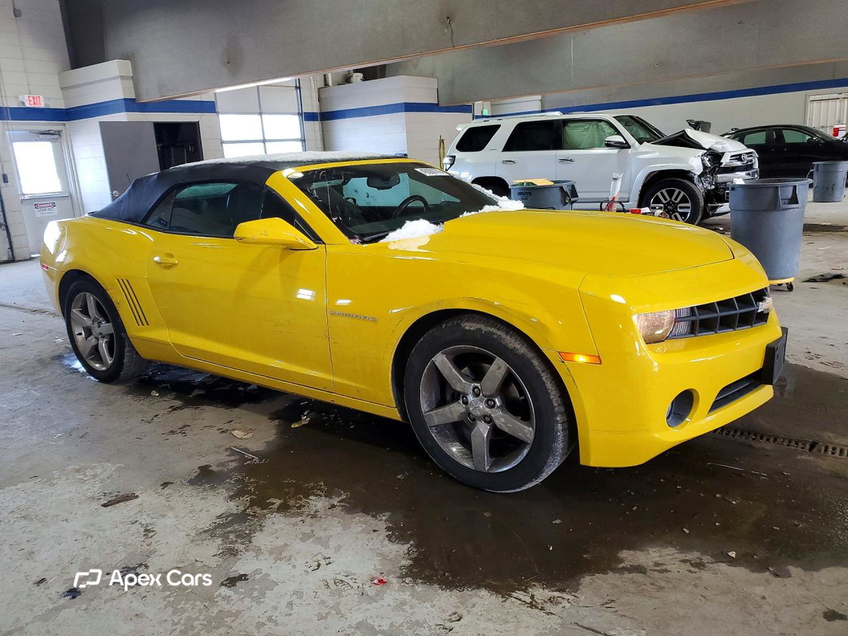 Chevrolet Camaro 2011