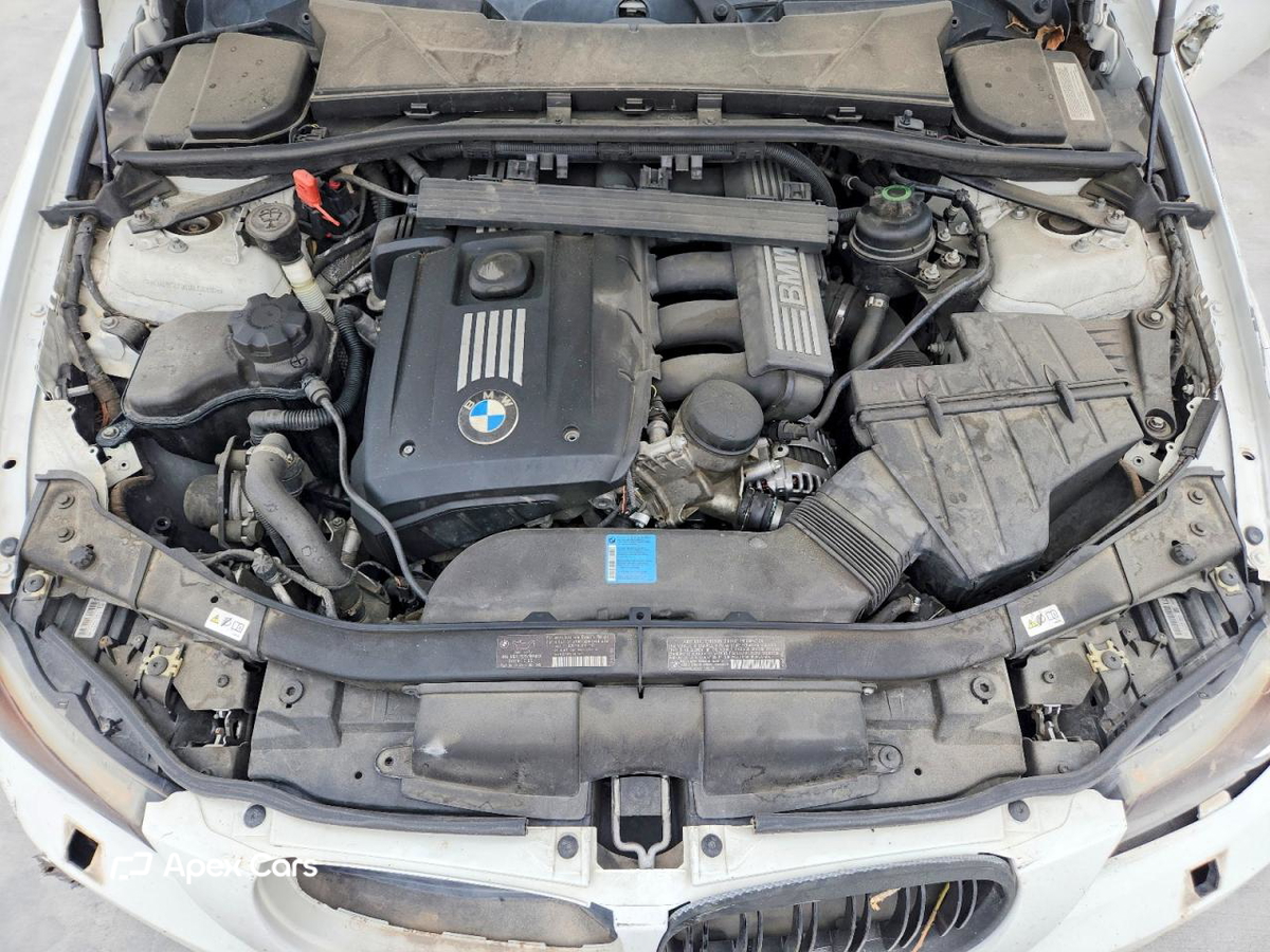 BMW Series 3 2011
