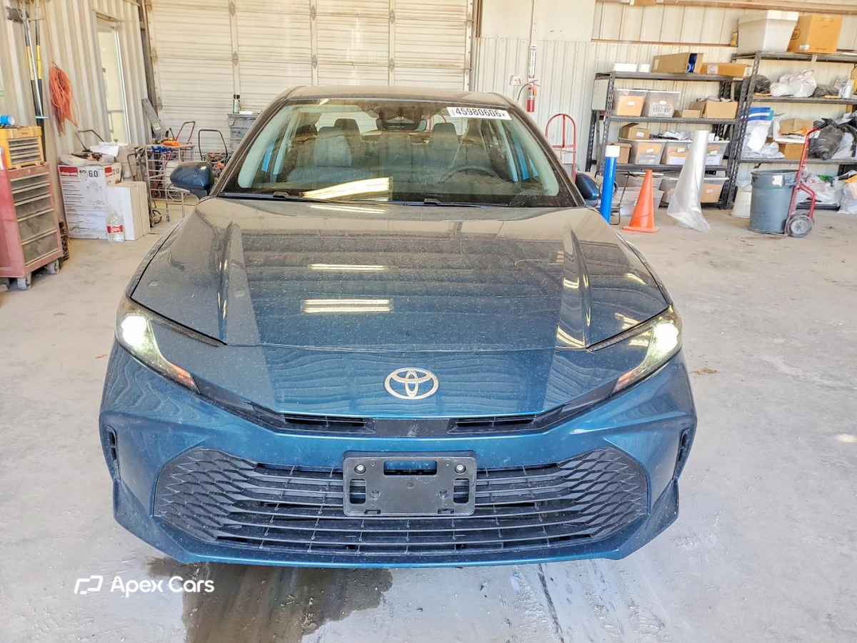 Toyota Camry 2026