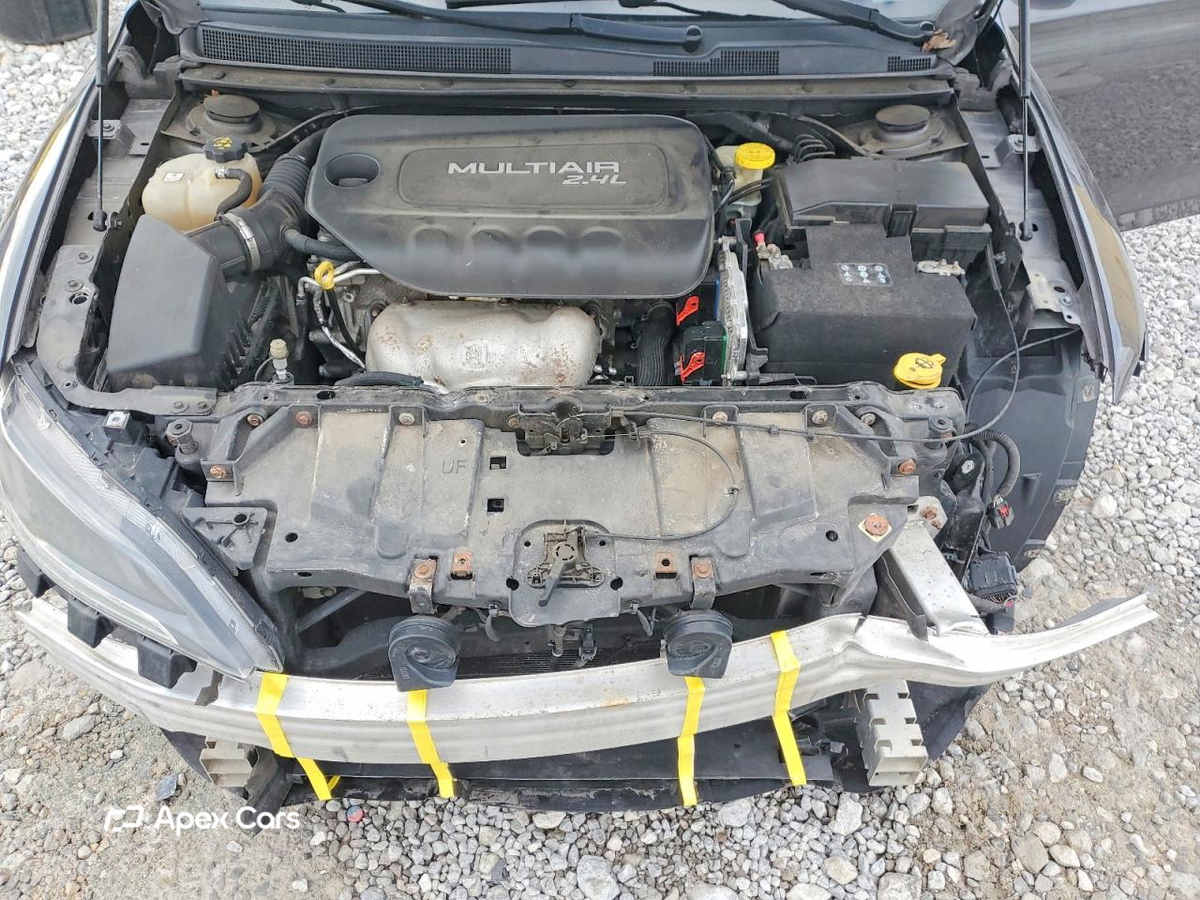 Chrysler 200 2016