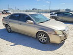 Toyota Avalon 2005