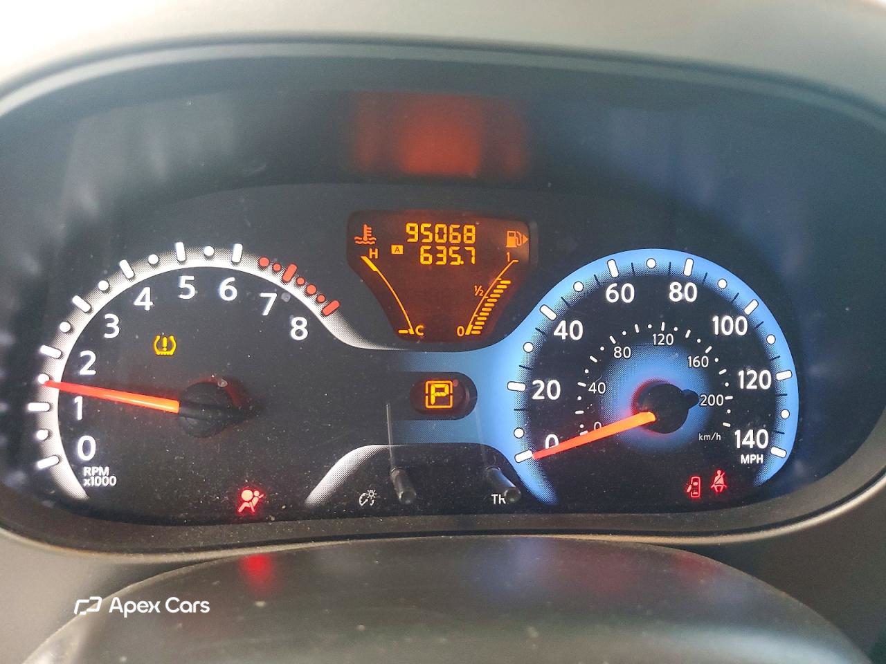 Nissan Cube 2011