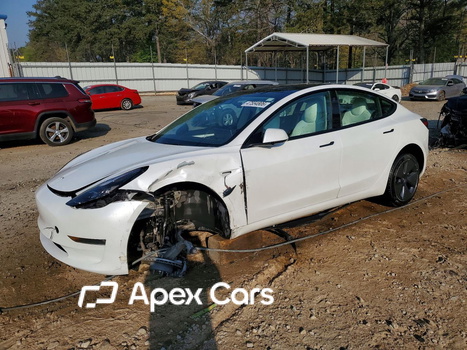 Tesla Model 3 2022 - Image 1 of 13