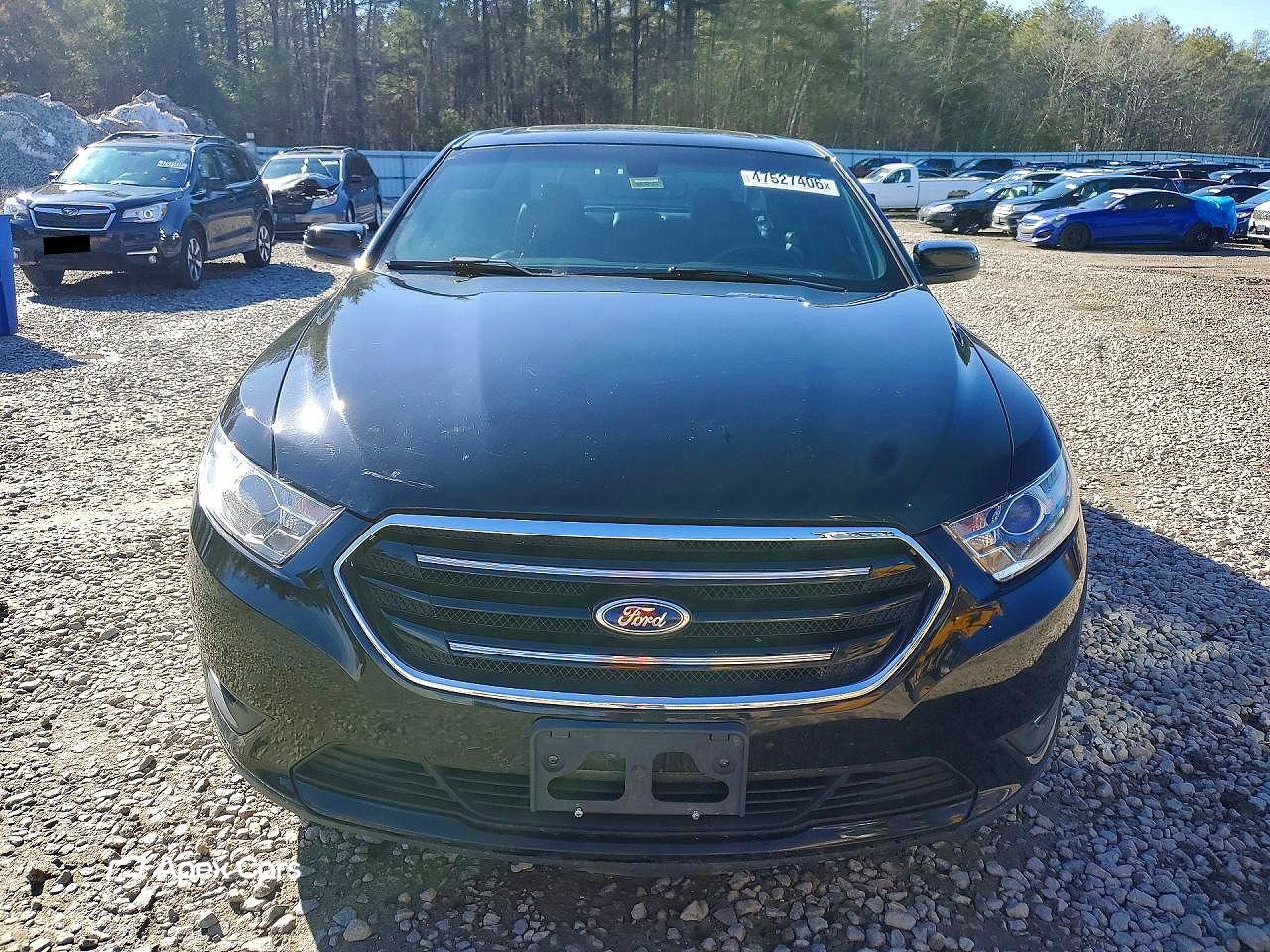 Ford Taurus 2016