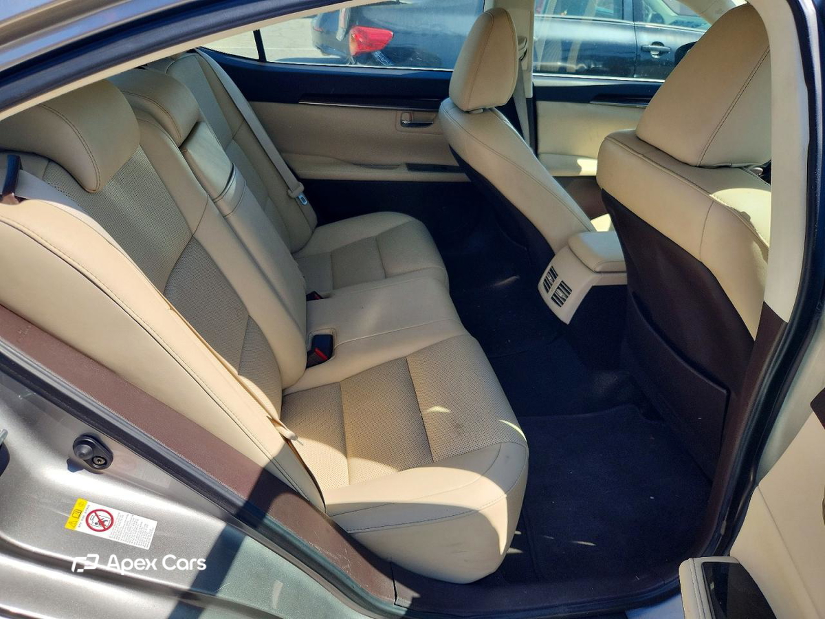 Lexus ES 2017