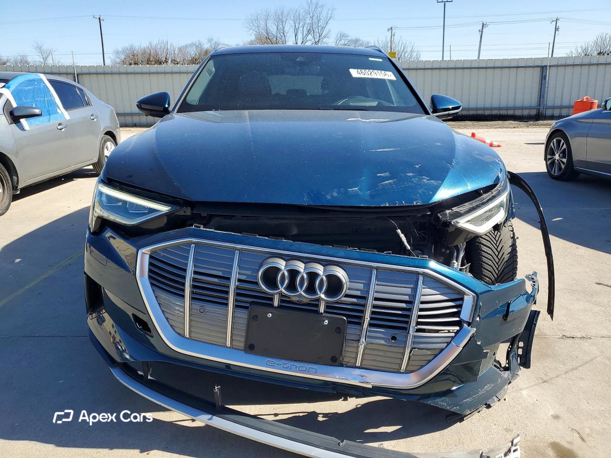 Audi e-tron 2019