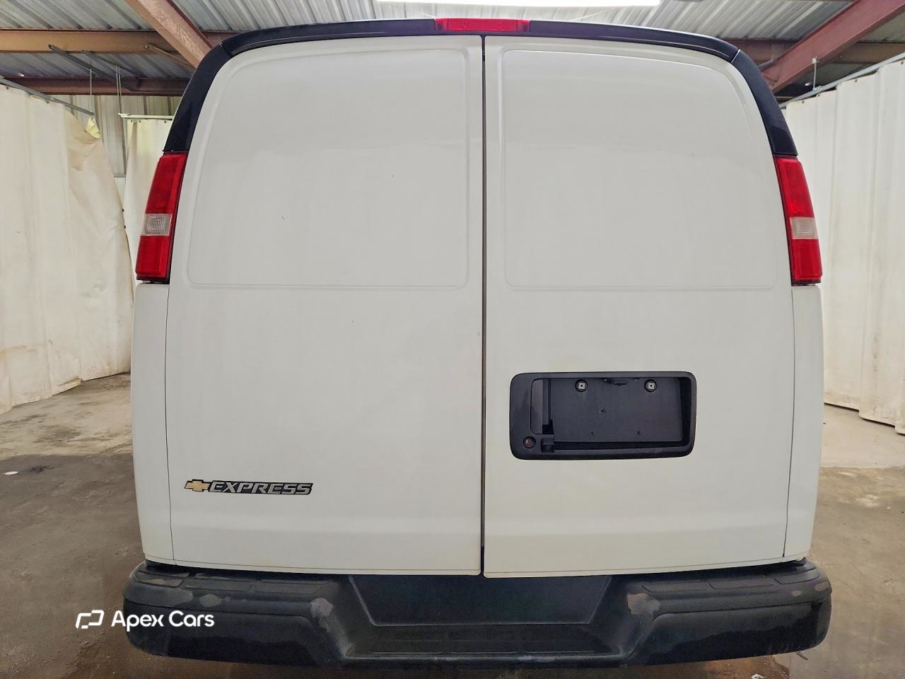 Chevrolet Express 2025