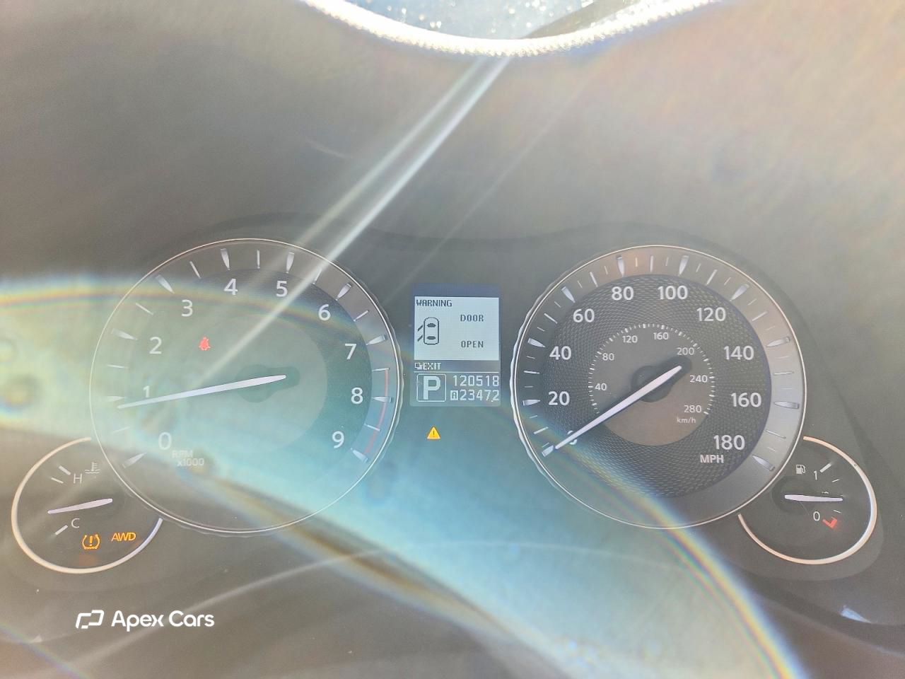 Infiniti M 2012