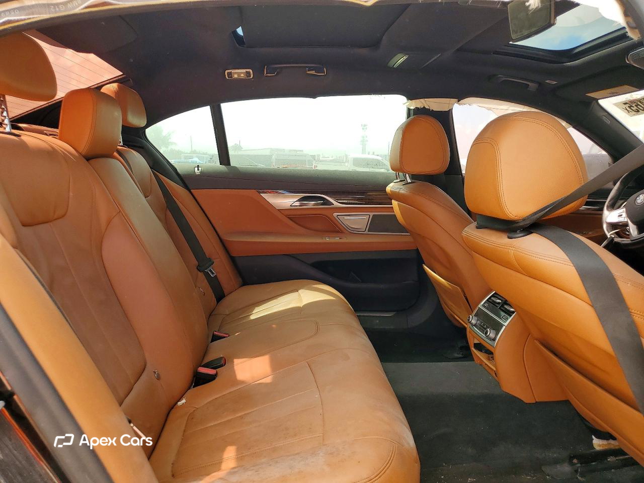 BMW Series 7 2019
