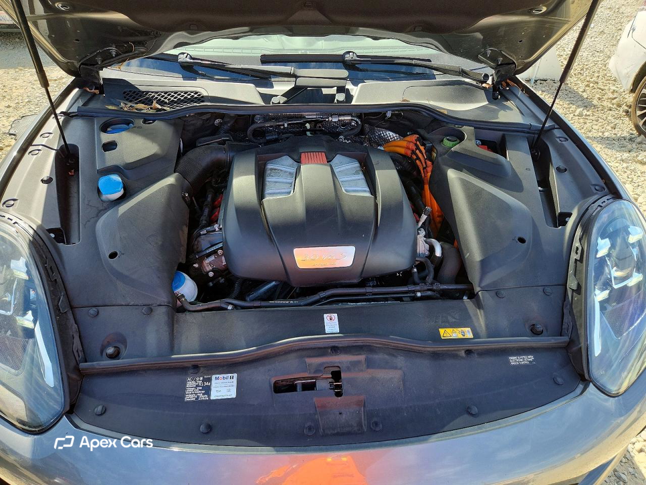 Porsche Cayenne 2016
