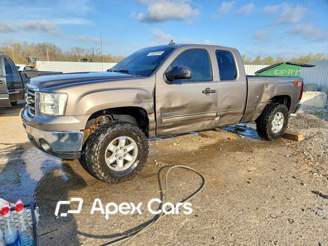 GMC Sierra 2013 - Image 1 of 13