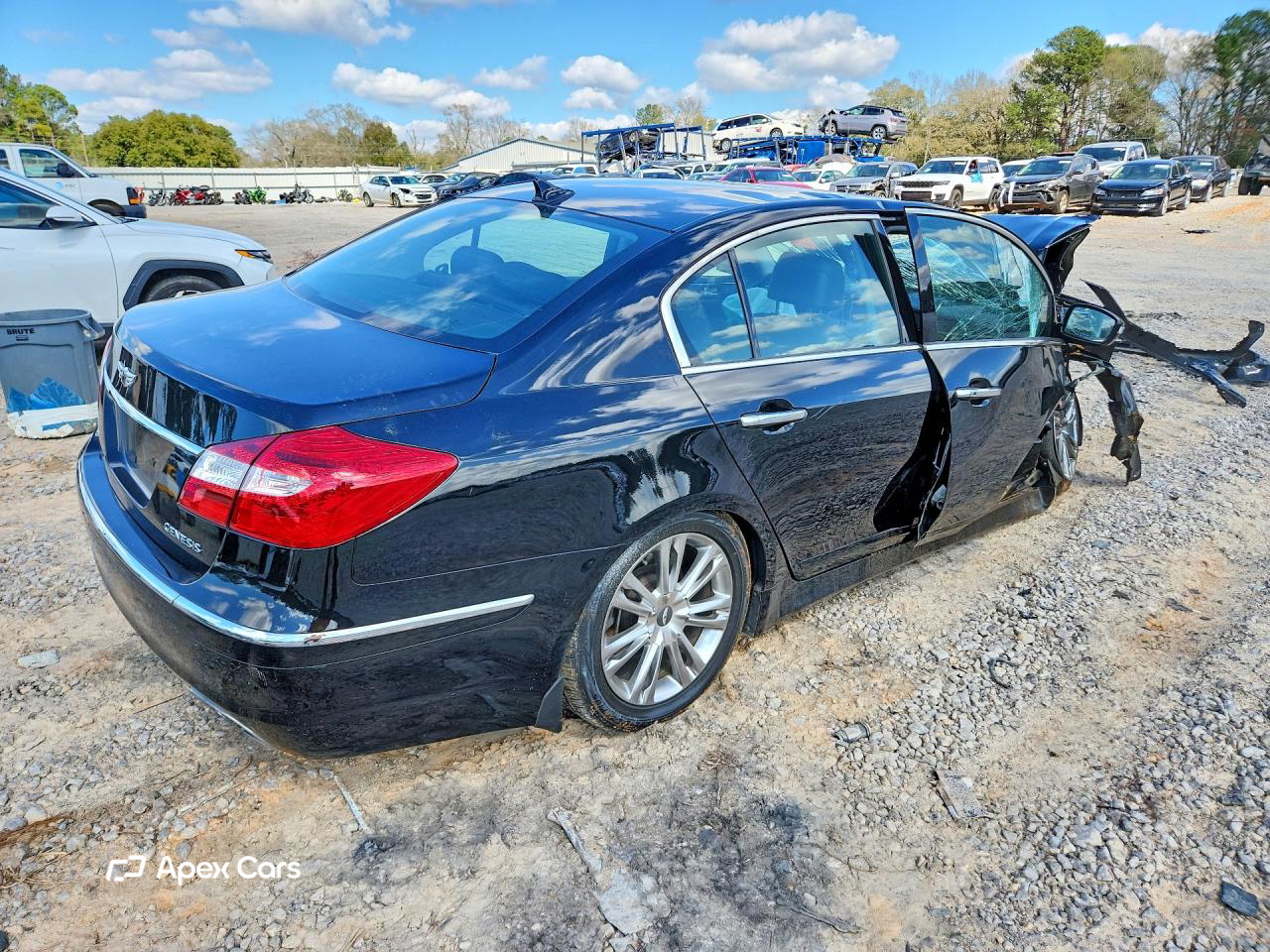 Hyundai Genesis 2012
