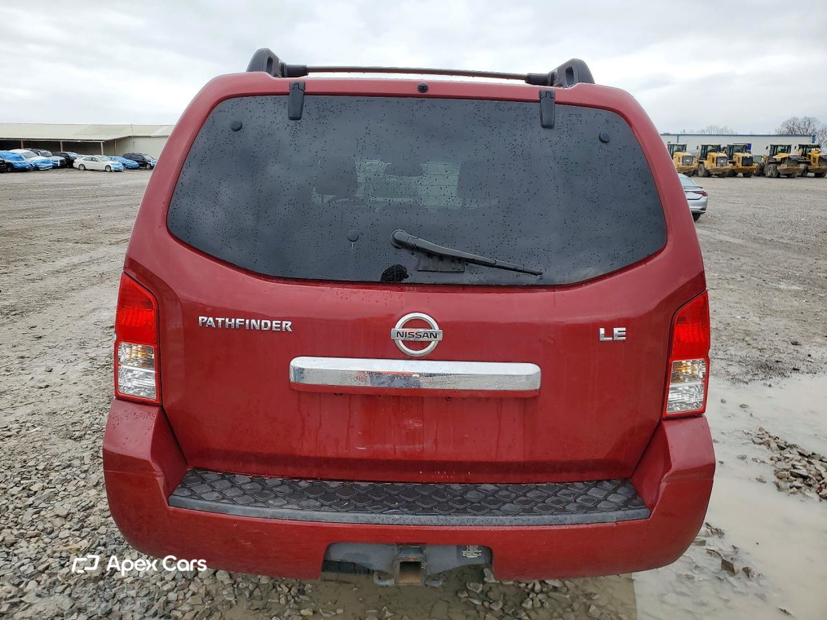 Nissan Pathfinder 2011