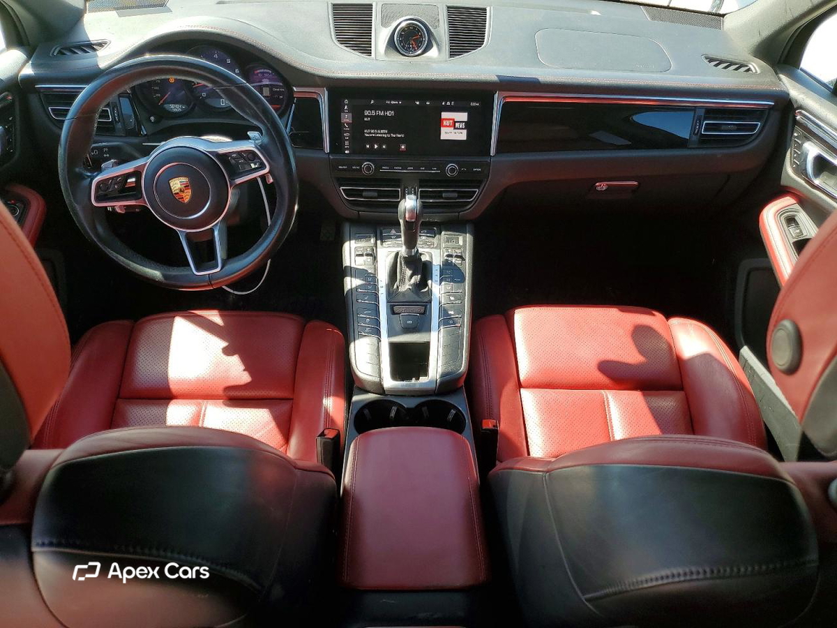 Porsche Macan 2021