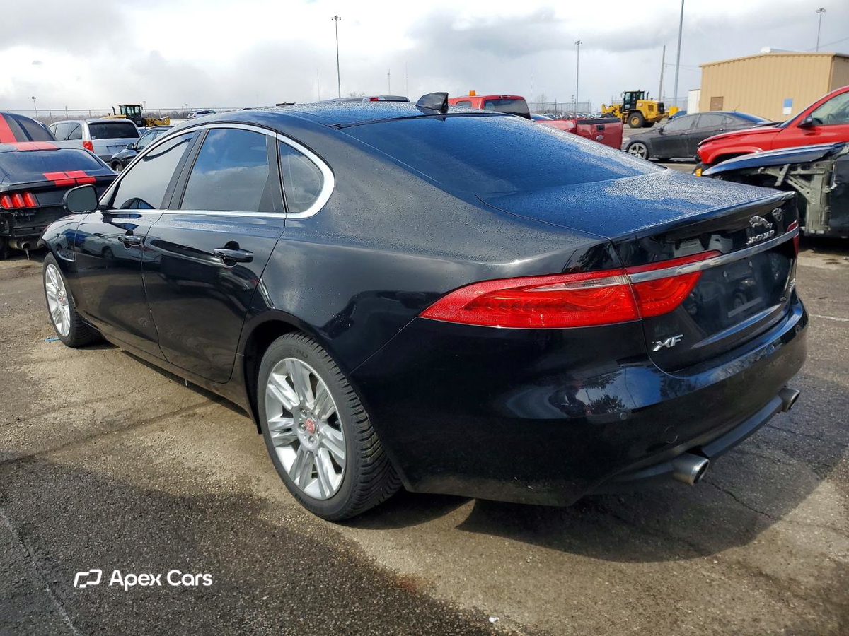 Jaguar XF 2016