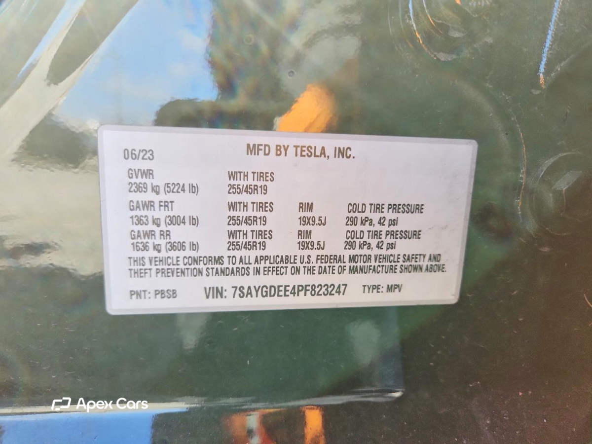 Tesla Model Y 2023