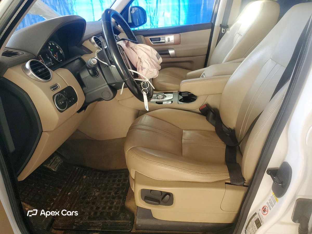 Land Rover LR4 2016