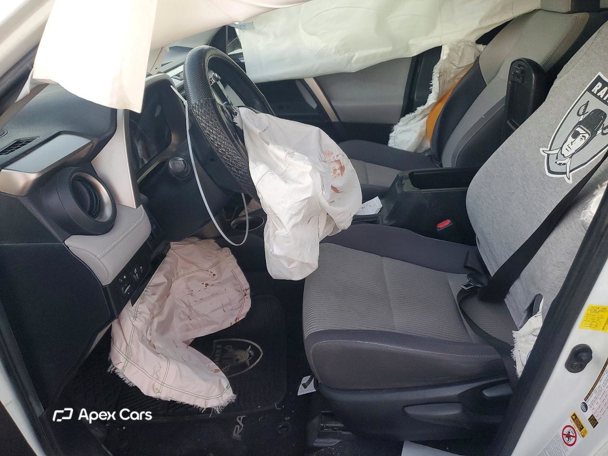 Toyota RAV 4 2015