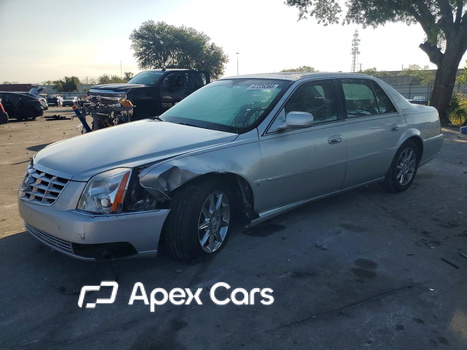 Cadillac DTS 2010 - Image 1 of 13