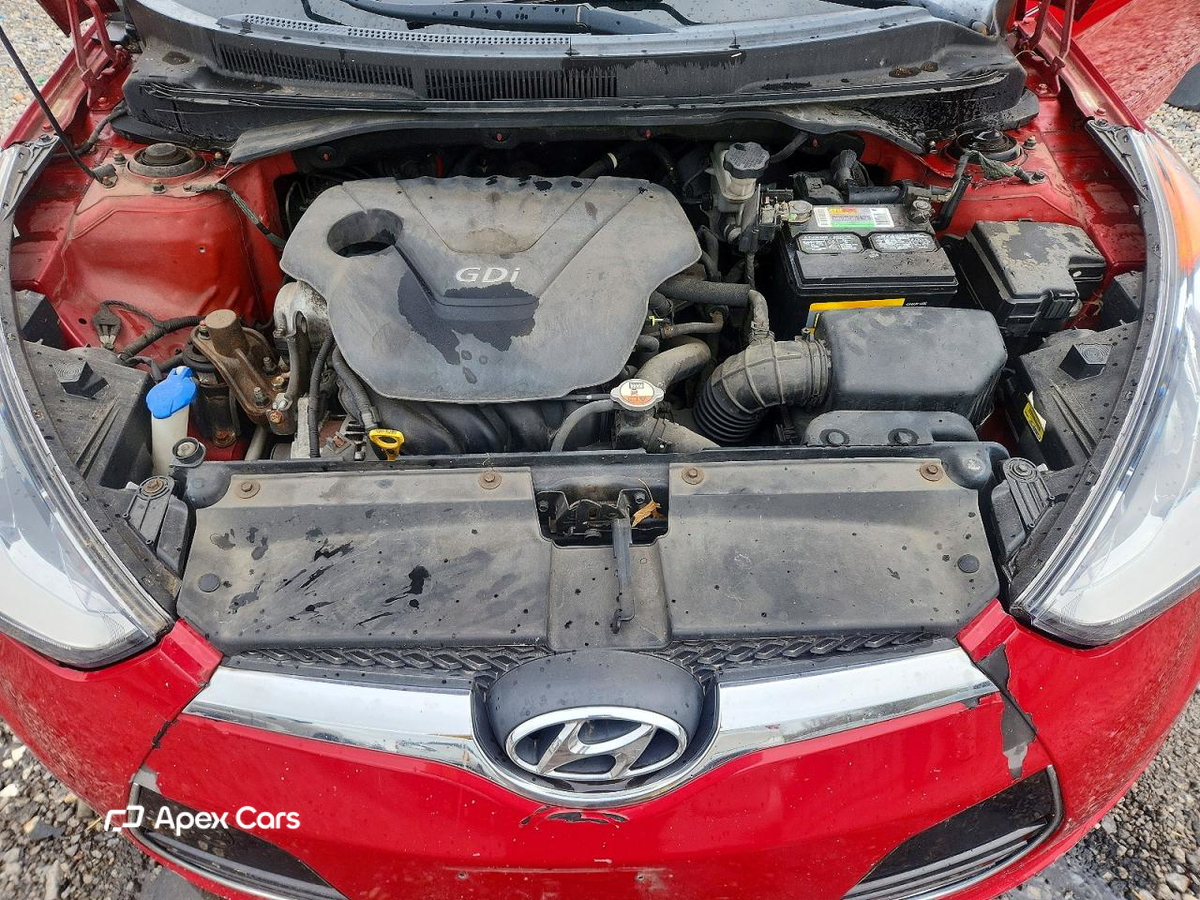 Hyundai Veloster 2012