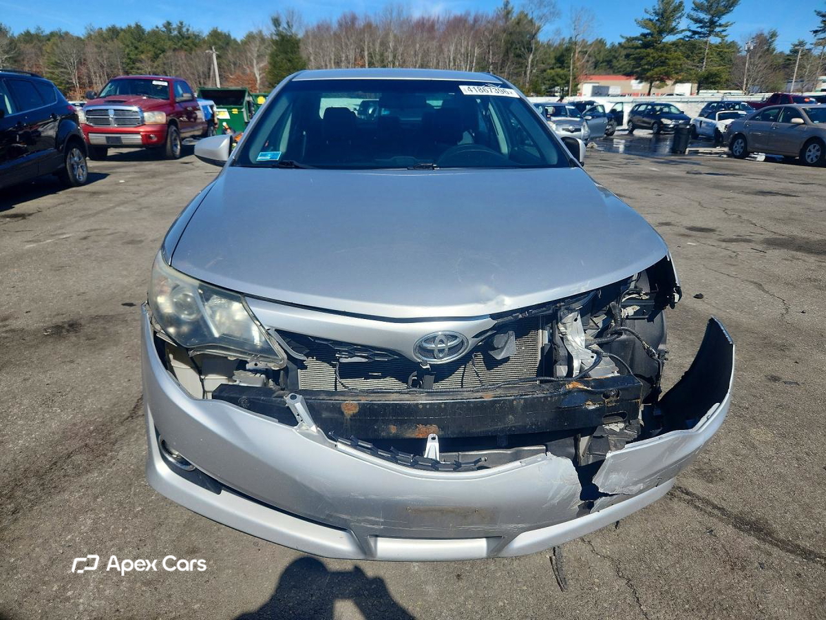 Toyota Camry 2012