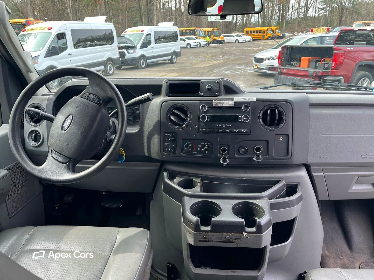 Ford Econoline 2014