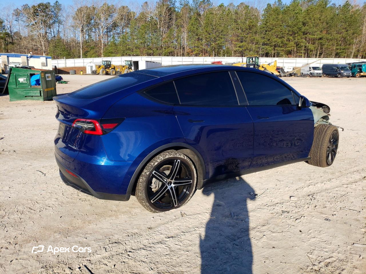 Tesla Model Y 2021